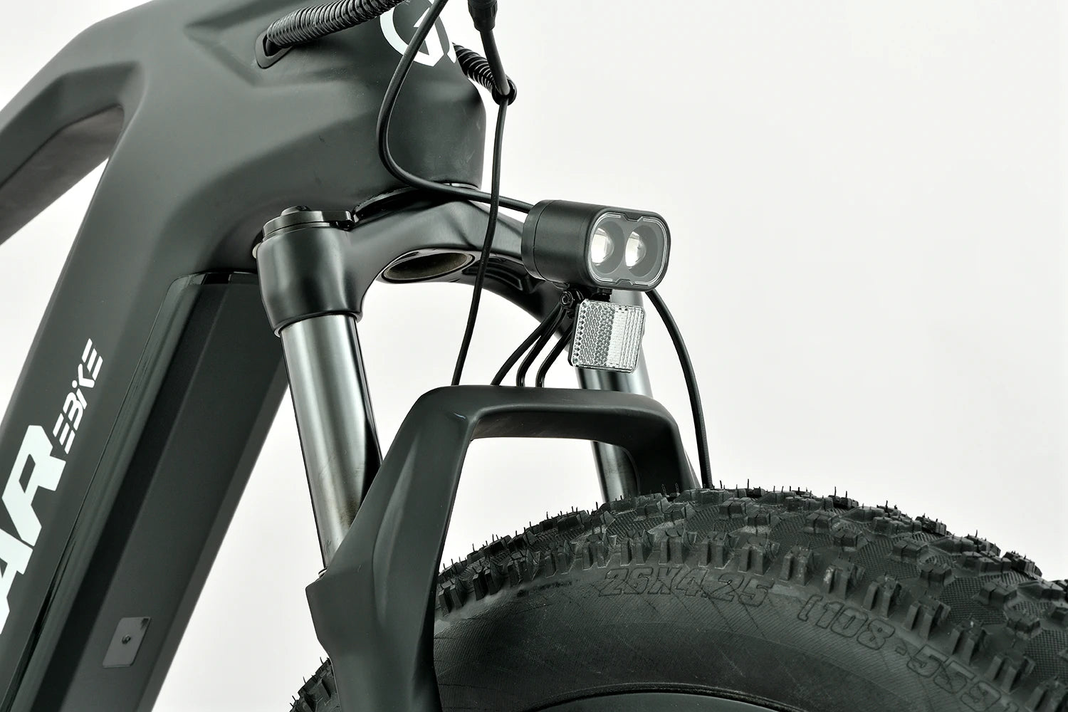 Hydraulic Front Fork Suspension on Durable Electric Mountain Bike for Smooth Trail Riding