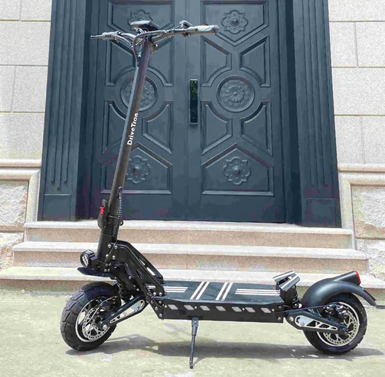 Side profile of DT10 scooter showcasing 10-inch vacuum tires and foldable design